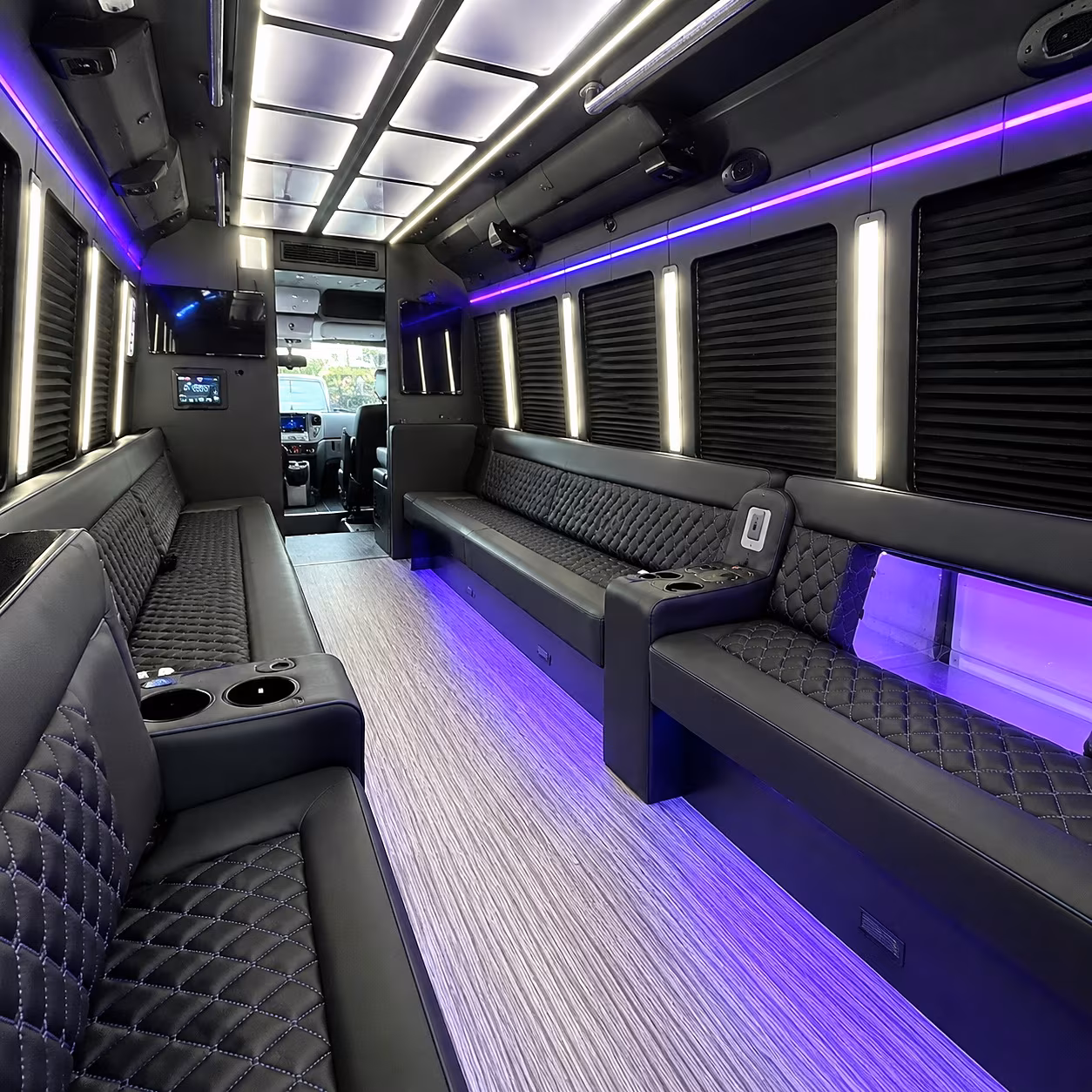 Akron Birthday, Sweet 16, & Quinceañera Party Bus Rentals