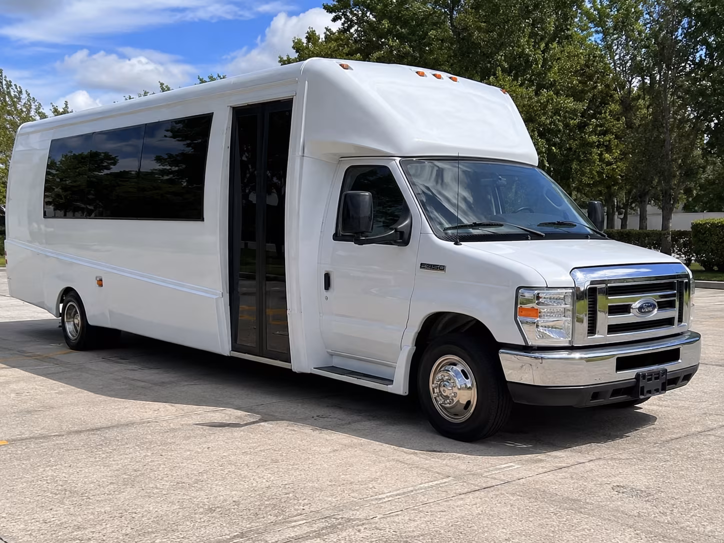Cleveland Homecoming & Prom Party Bus Rentals