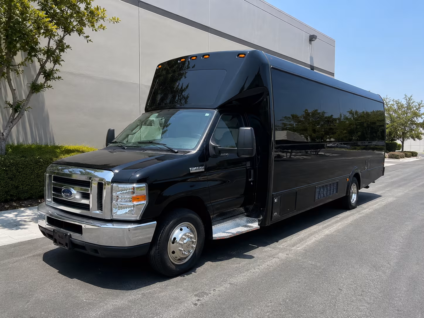 Cleveland Party Bus Rental