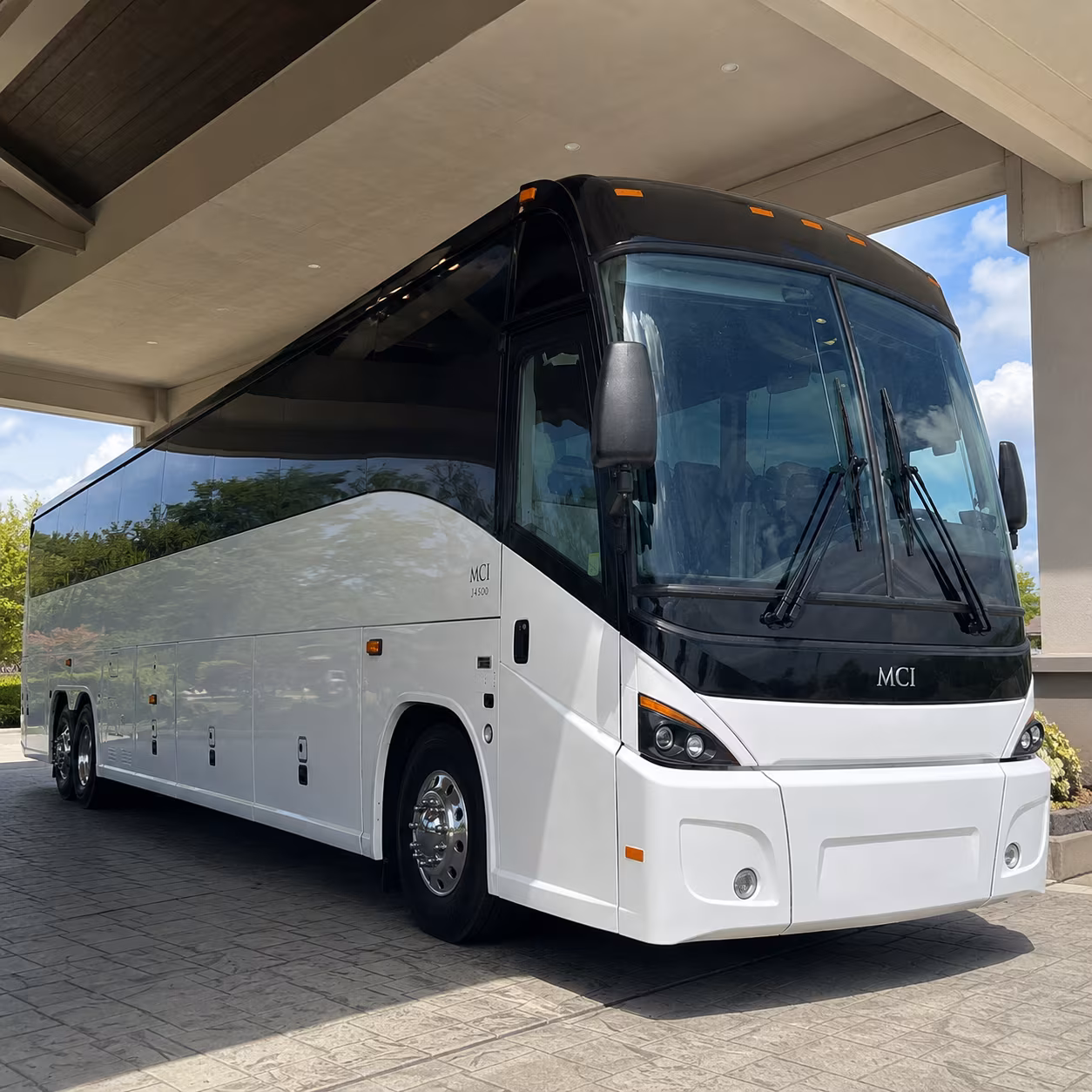 Pittsburgh Airport Shuttle & Transportation party bus exterior