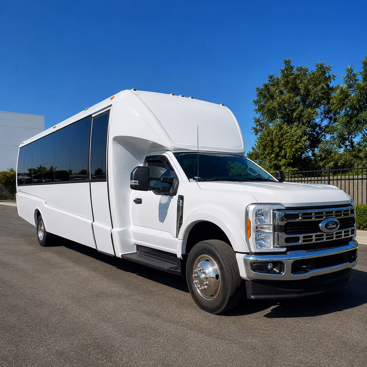 Pittsburgh Airport Shuttle & Transportation party bus exterior