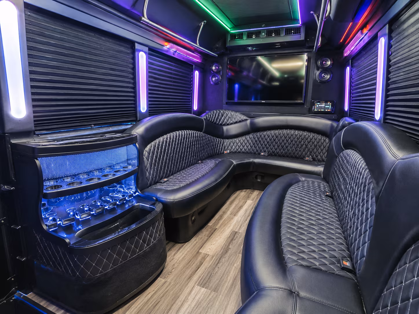 Pittsburgh Birthday, Sweet 16, & Quinceañera Transportation onboard seating