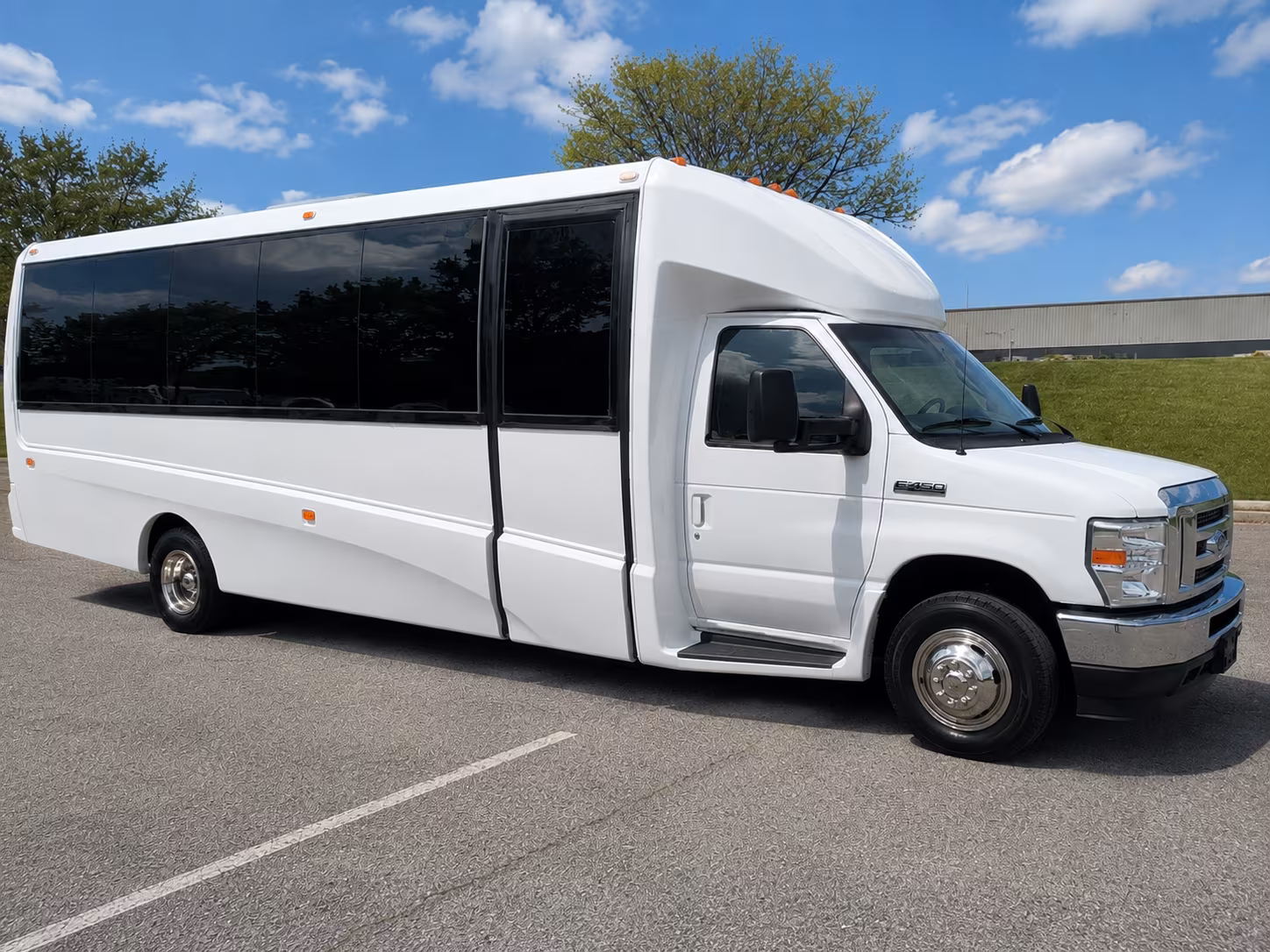 Pittsburgh Corporate Transportation party bus exterior