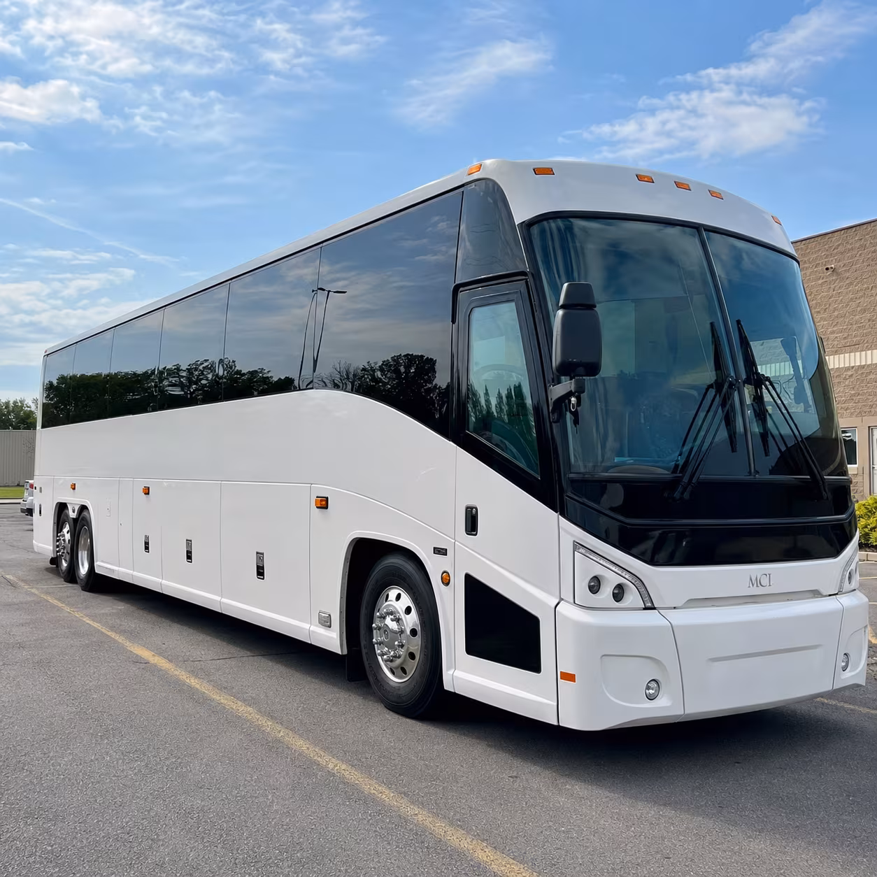 Pittsburgh Corporate Transportation party bus exterior