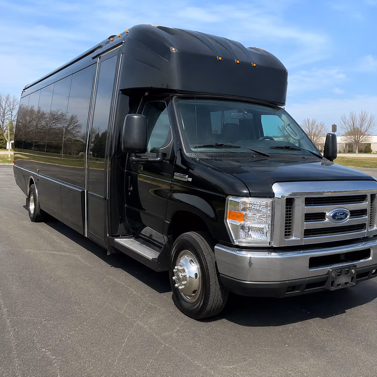 Youngstown Birthday, Sweet 16, & Quinceañera Party Bus Rentals